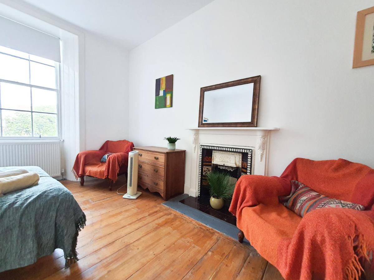 Edinburgh Charming Old Town Apartment Екстериор снимка