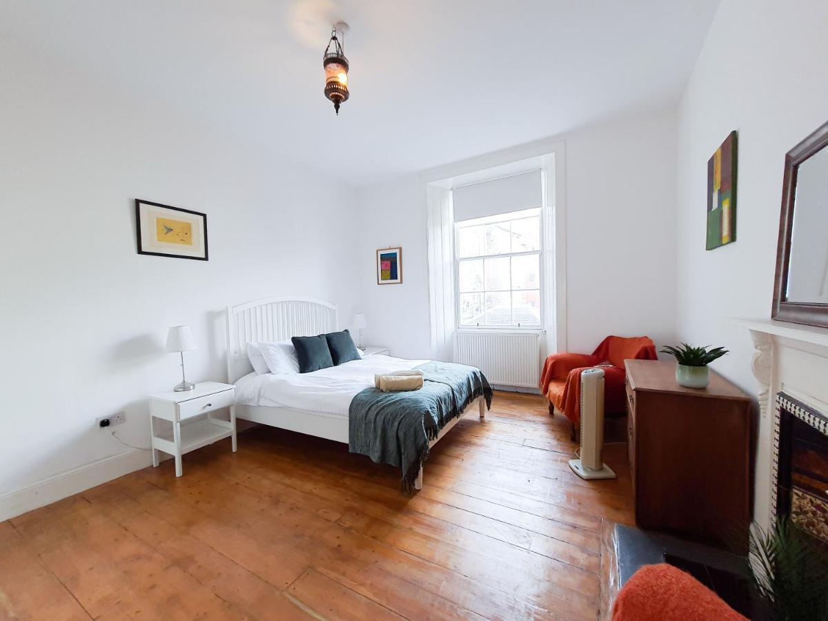 Edinburgh Charming Old Town Apartment Екстериор снимка
