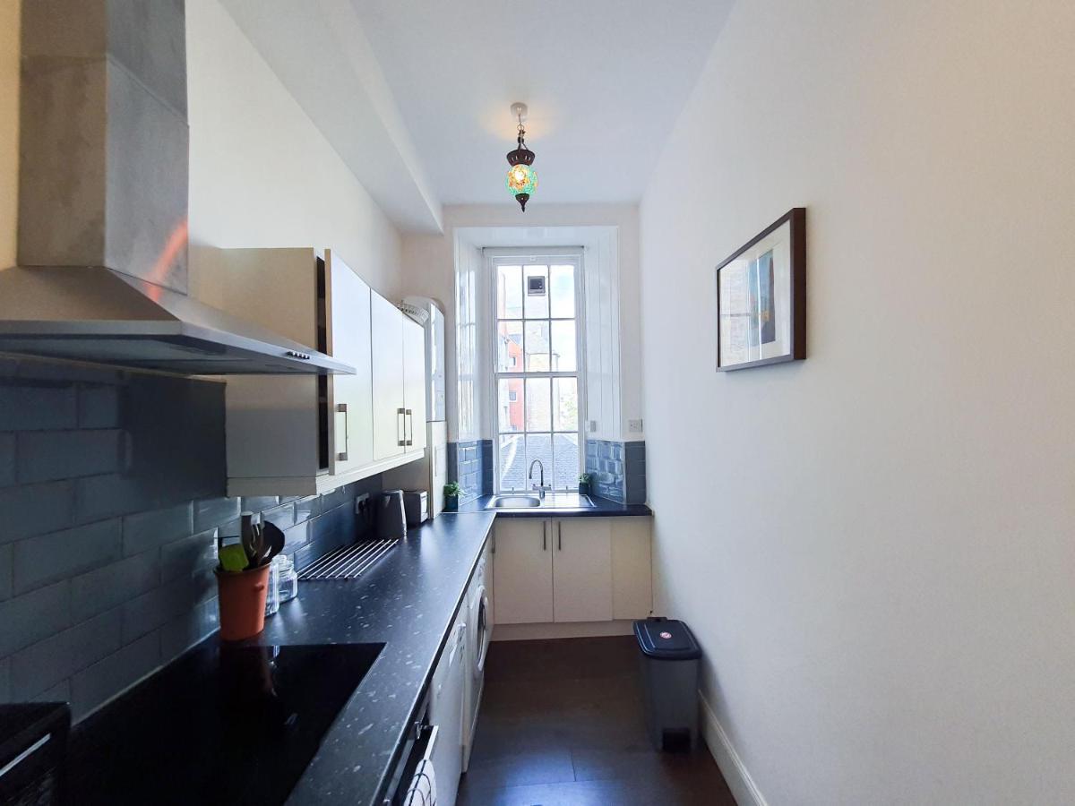 Edinburgh Charming Old Town Apartment Екстериор снимка