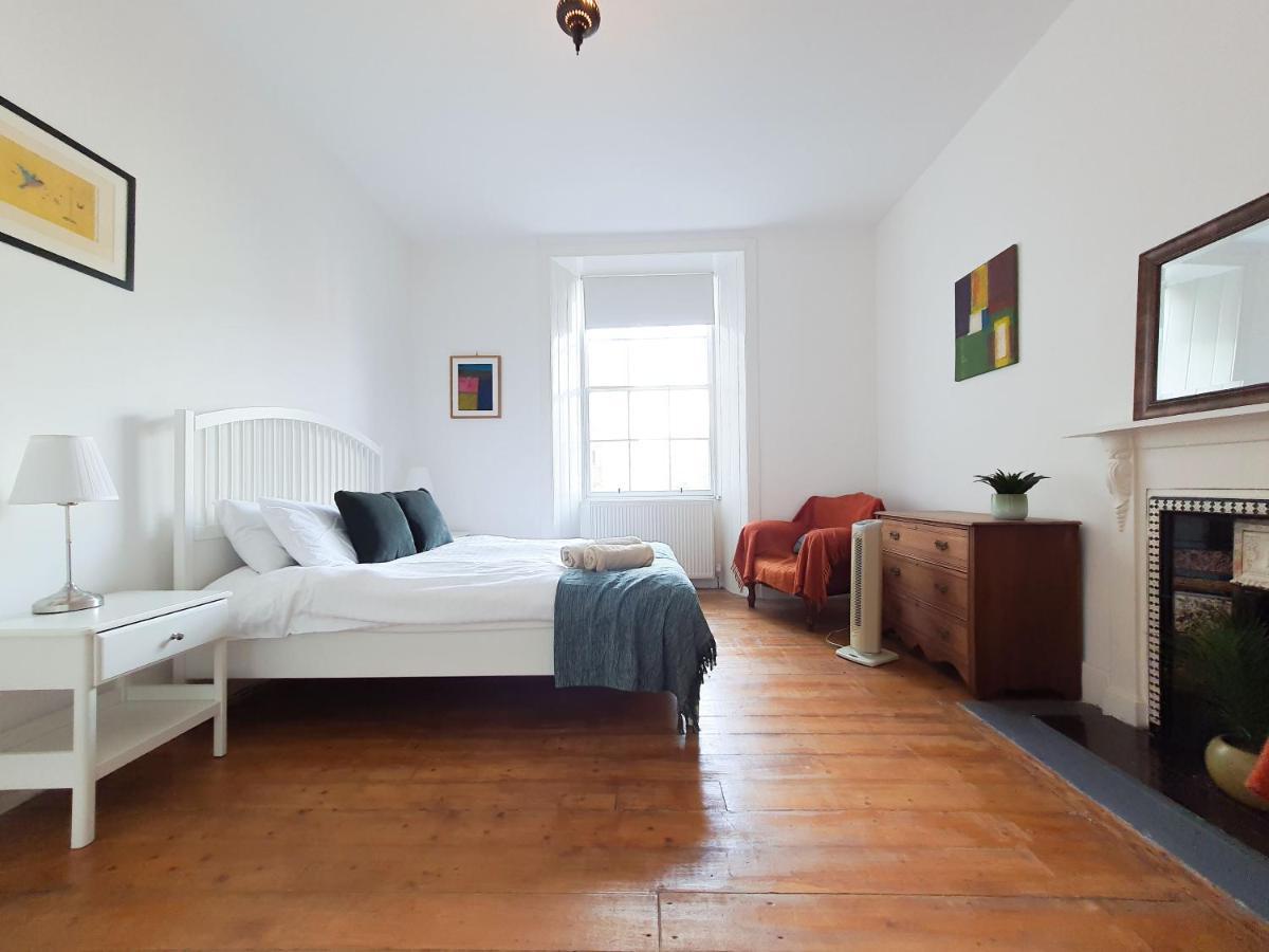 Edinburgh Charming Old Town Apartment Екстериор снимка
